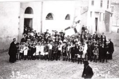 135